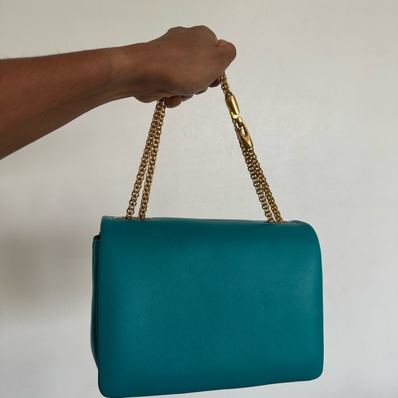 Authentic NWT valentino ONE STUD NAPPA BAG WITH CHAIN - Picture 10 of 17